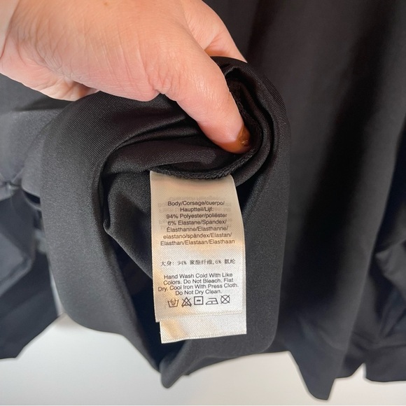 NWT Under Armour Women's UA Rival Fleece Joggers Black size 2X - Picture 4 of 9